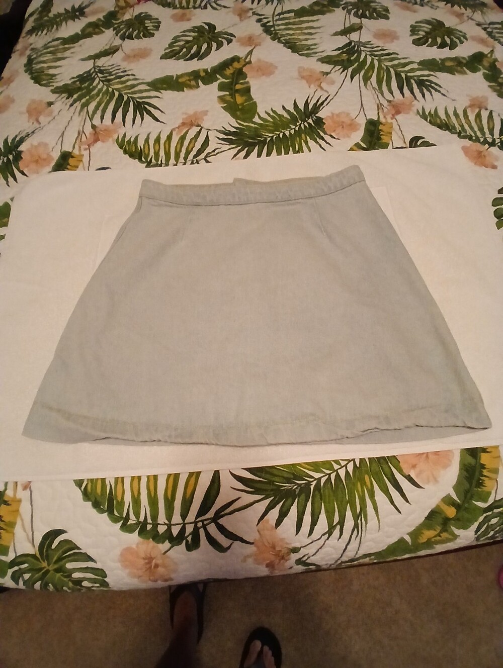 AMERICAN APPAREL denim  button front A-line skirt *Large* - Picture 4 of 10